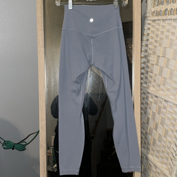 Lululemon align leggings - Picture 4 of 5